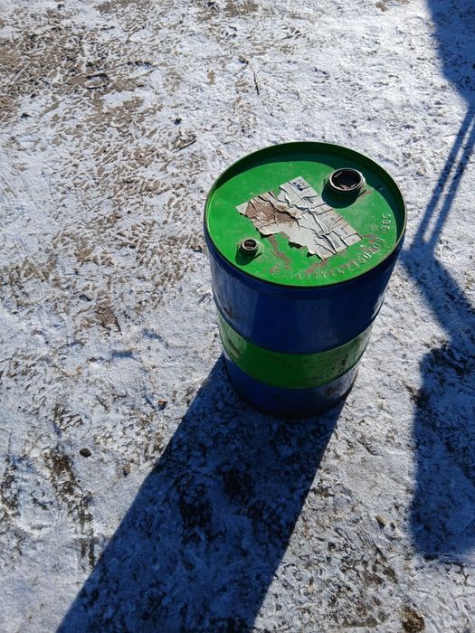 Продам бочку 60 літрів