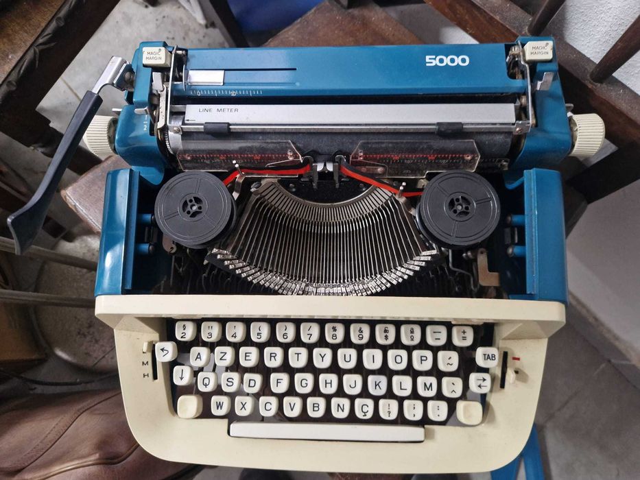 Máquina de escrever Messa