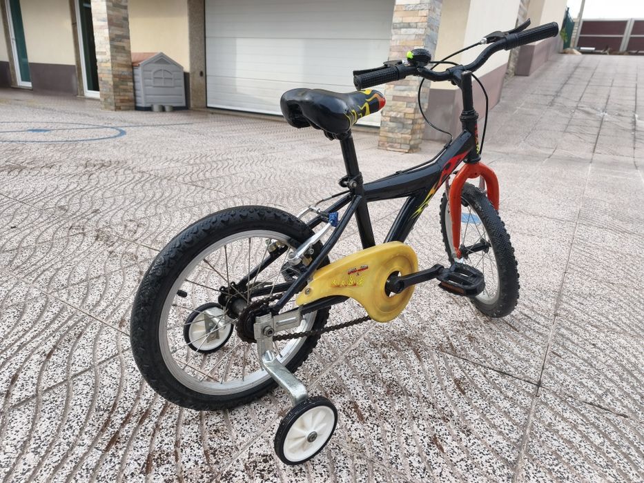 Bicicleta com rodinhas