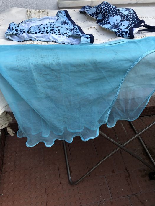 Bikine em tom de Azul tam. 44 Novo- VENDIDO