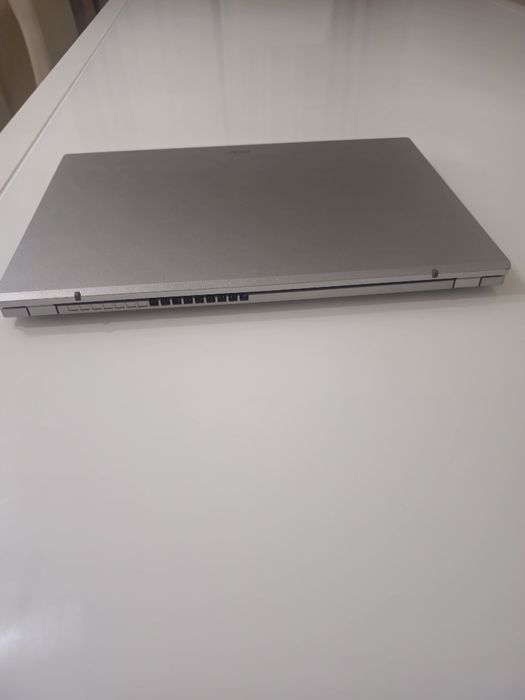 Acer Aspire 3 15 Ryzen 7/16GB Ram/SSD 1TB