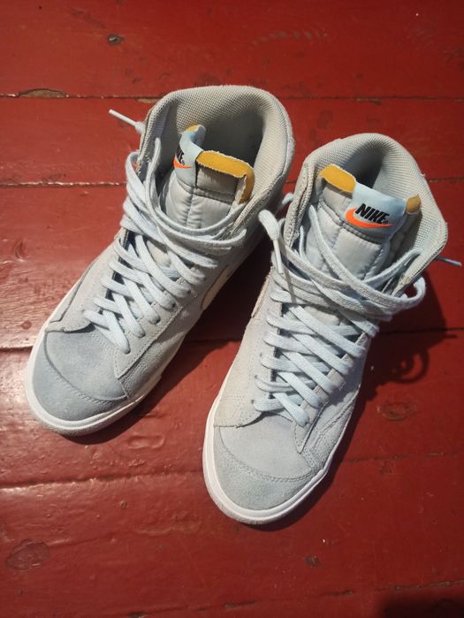 Nike Blazer Mid '77