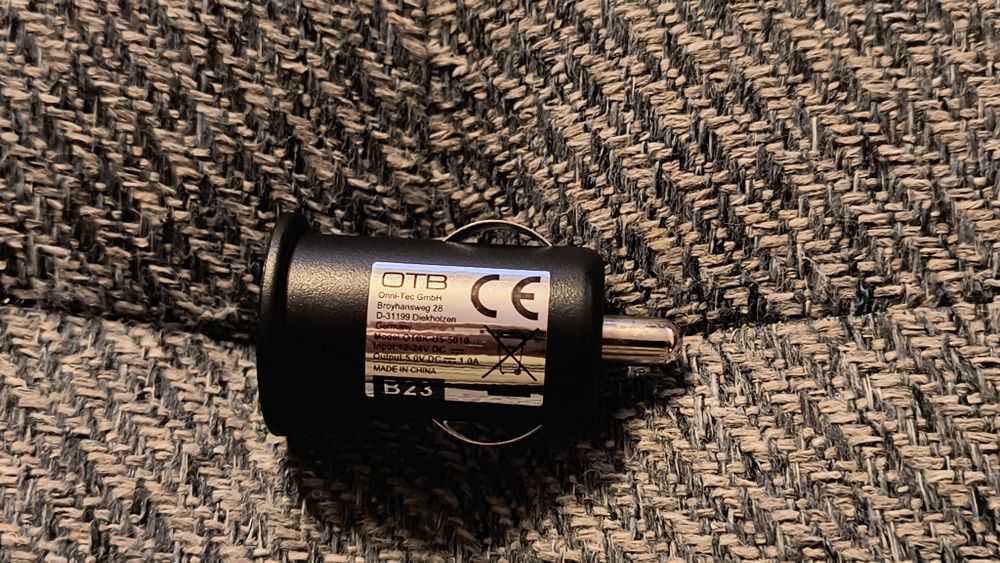 Nowa ładowarka samochodowa OTB