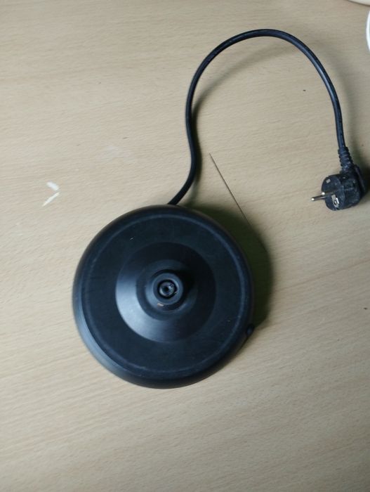Продам нижню частину с чайникаDelfa