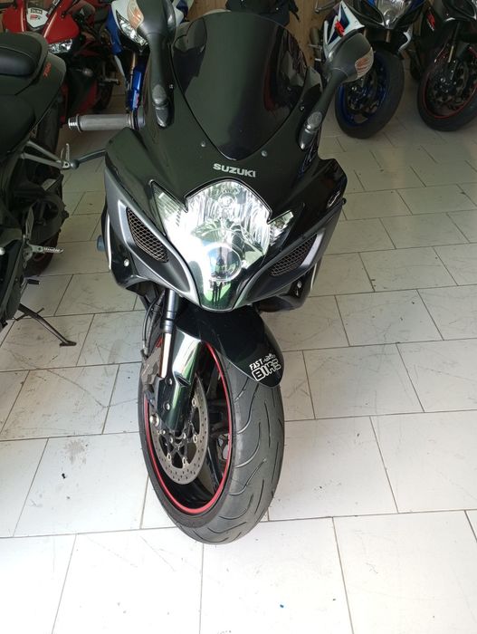 Suzuki GSXR 750 K7