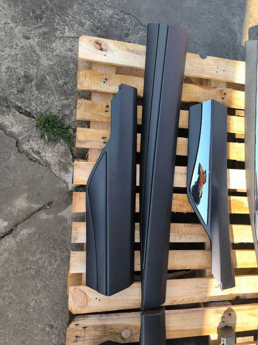 Молдинг накладка двері лівої правої на Nissan Rogue X-trail t33 хром