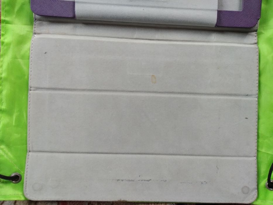 Чохол захистний до планшету