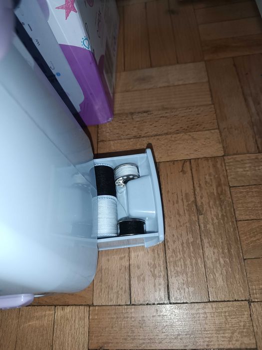 mini maszyna do szycia Łucznik