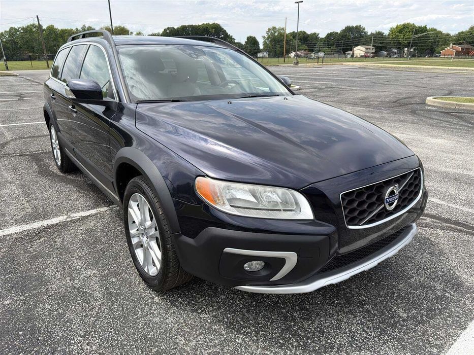 Volvo XC70 Premier      2015