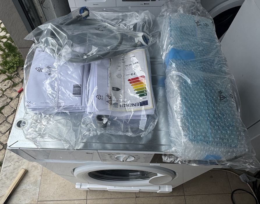 Máquina de Lavar Roupa Encastre ELECTROLUX EN7F4842OF (8 kg - 1400 rpm