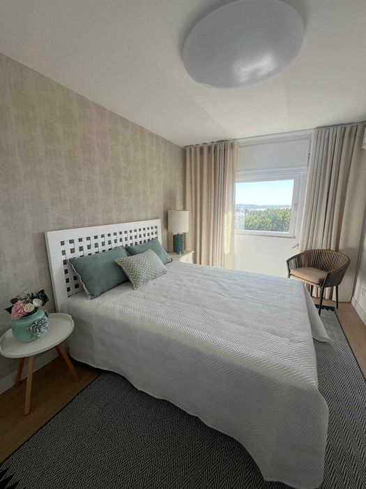 Alugo apartamento T2 Vista Mar