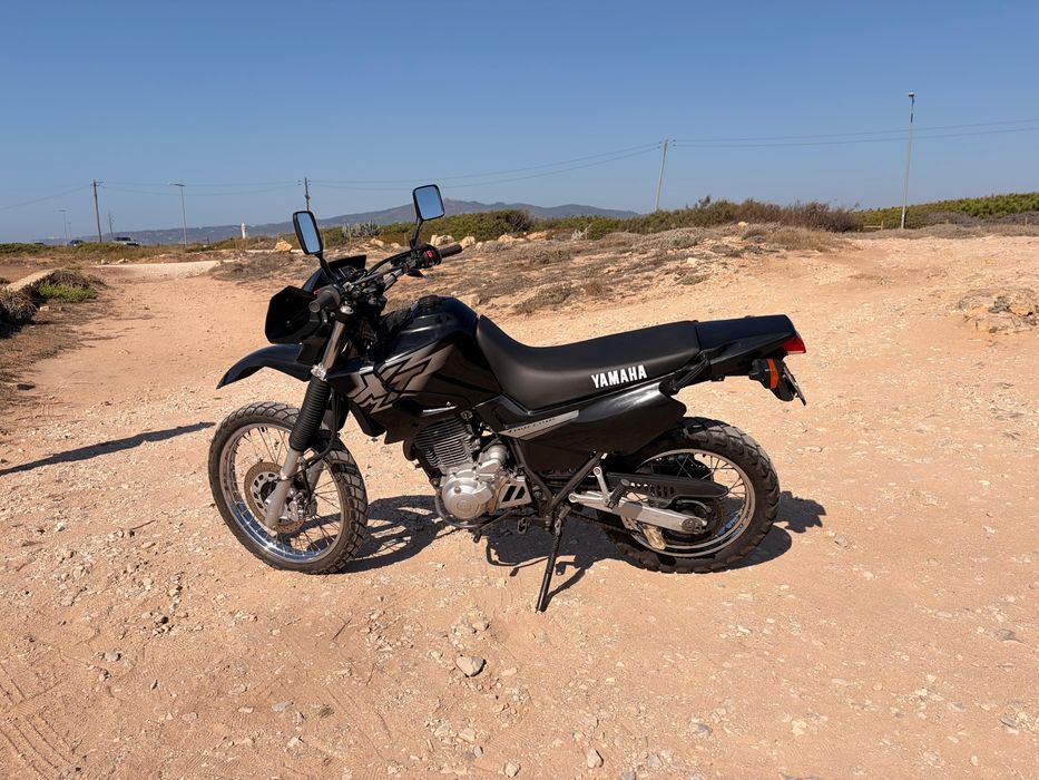XT600 25kw carta A2 de 2001