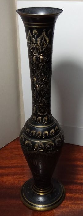 Индийская ваза (металл)