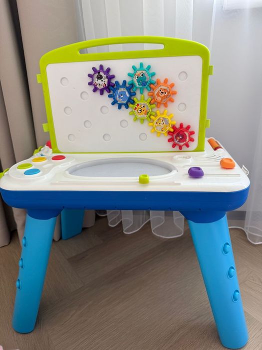 Розвиваючий столик Baby Einstein