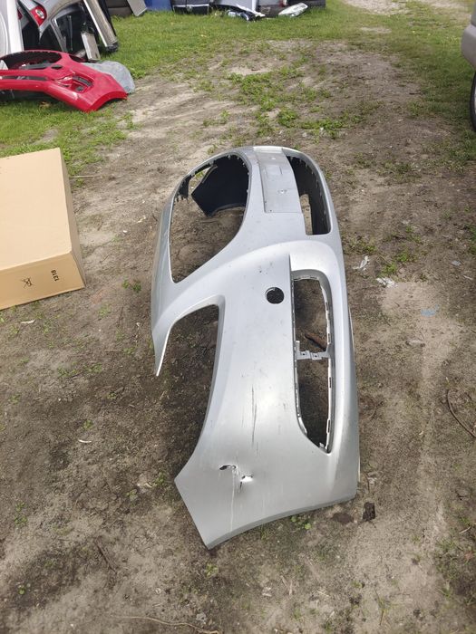Opel Insignia A zderzak przód przedni