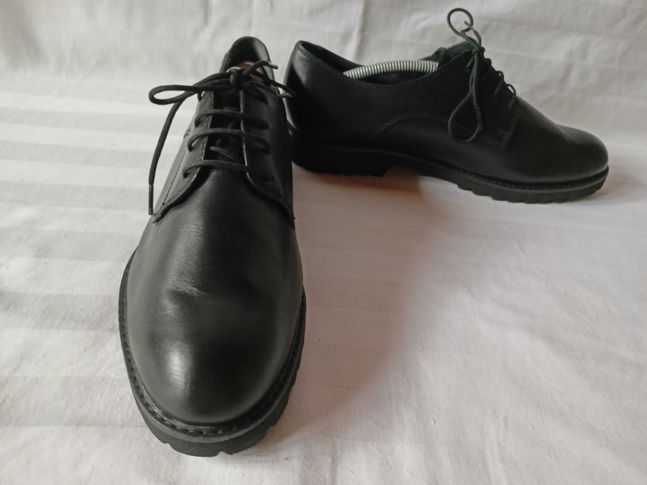 Tamaris roz. 41 - dł. wkł. 26,5 cm- skóra- stan bdb