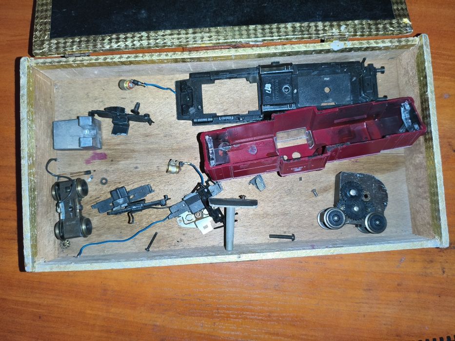 Fleischmann jak Piko części spalinowozu V100 H0 kolejka makieta