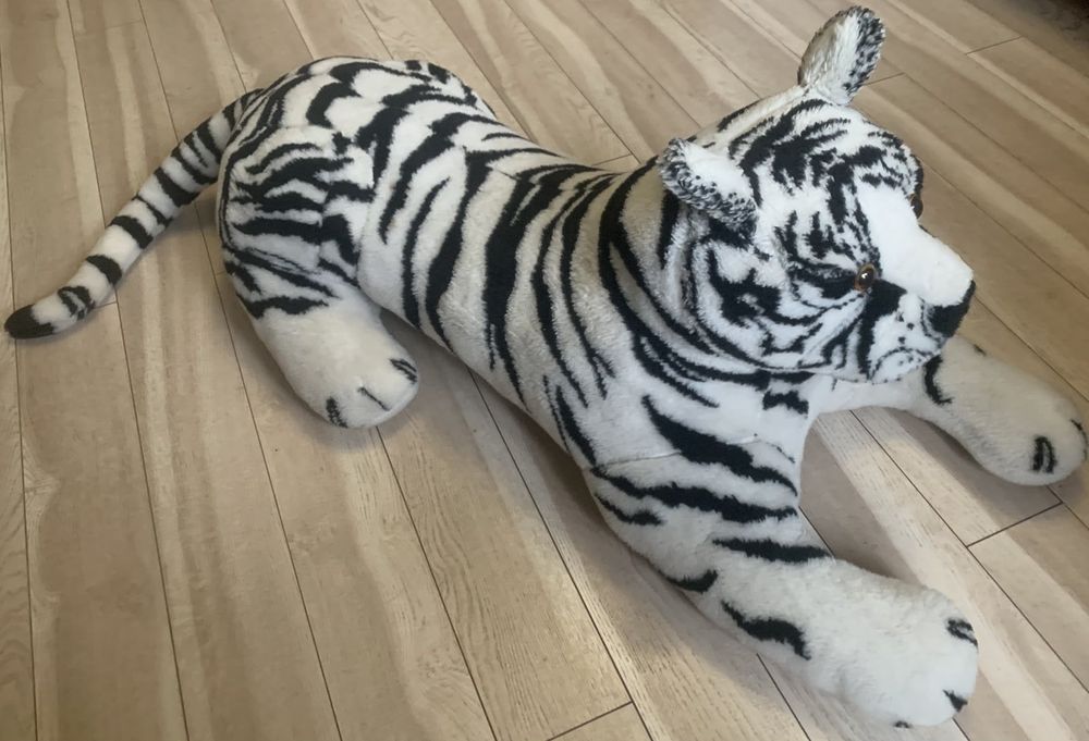 Тигр великий плюшевий