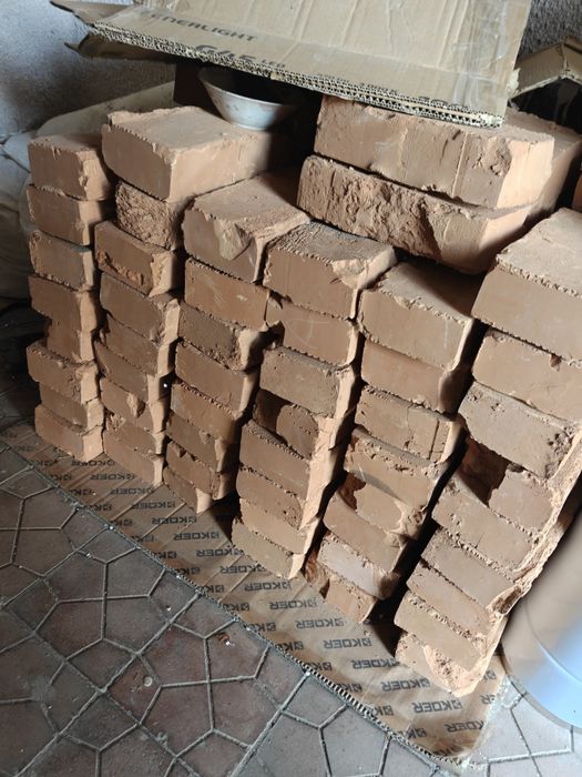 Продам кирпич красный