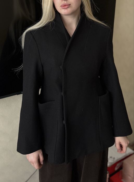 Пальто чорне шерстяне
