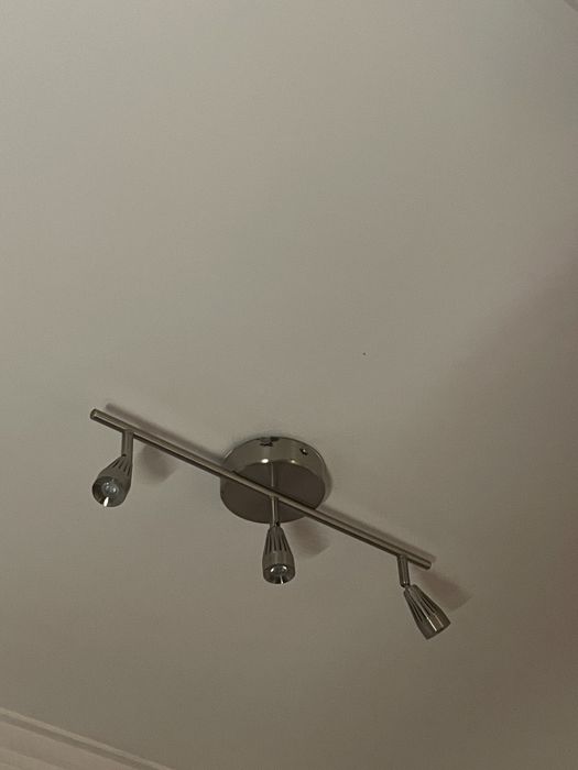 Candeeiro tecto com 3 lâmpadas