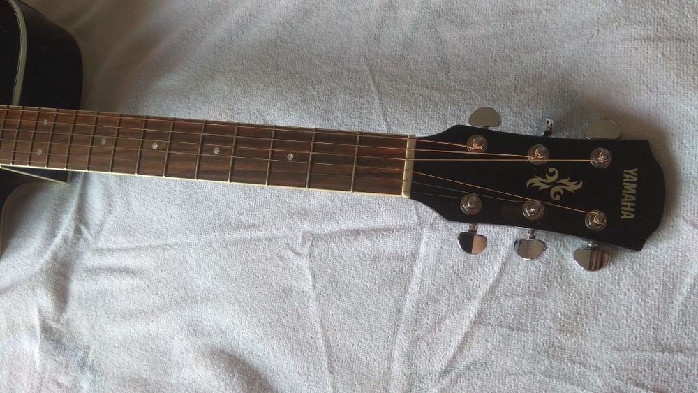 Violão eletrico YAMAHA APX em excelente estado