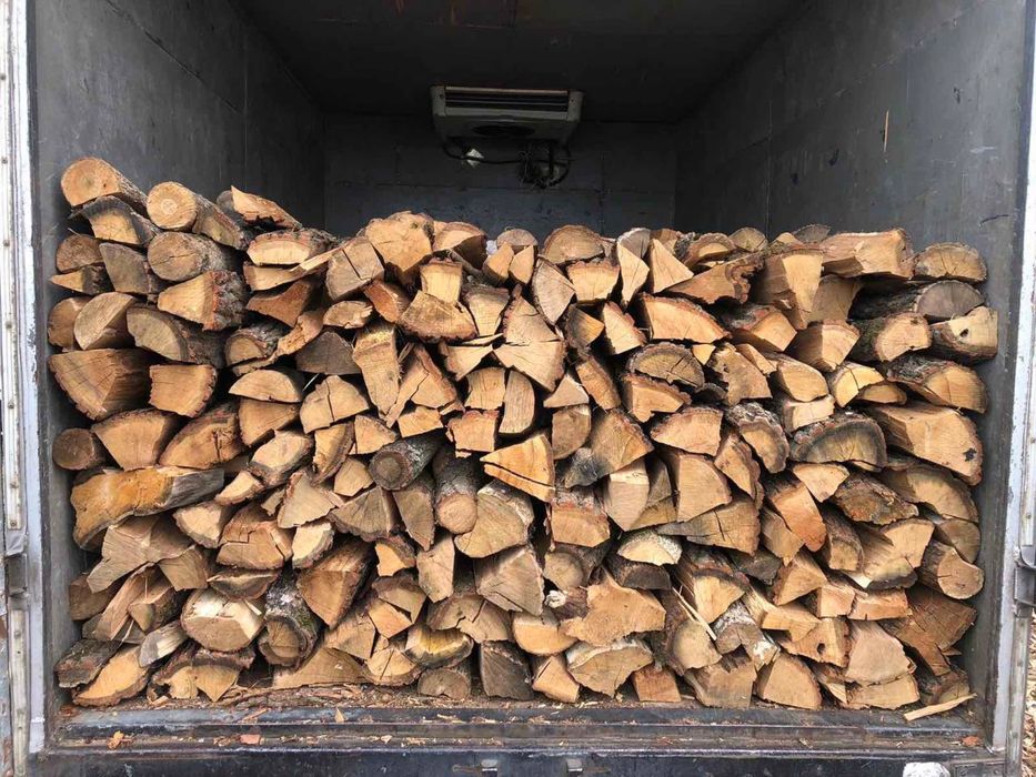 Дрова дуб колотый,ясень