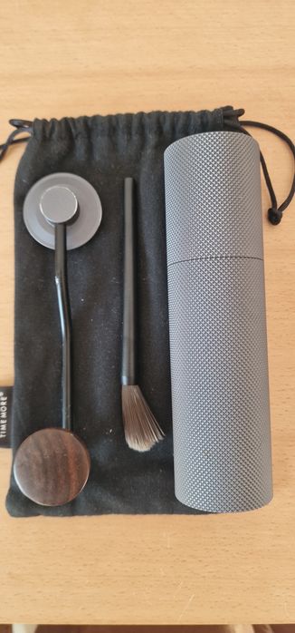 Moinho de cafeé manual