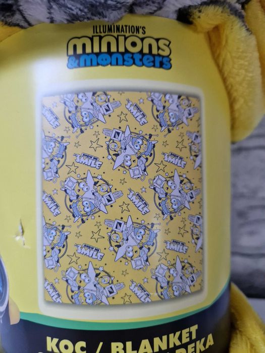 Miękki i przyjemny w dotyku koc w Minionki