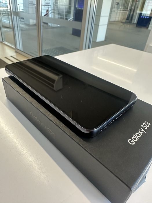 Sprzedam s23 256gb black