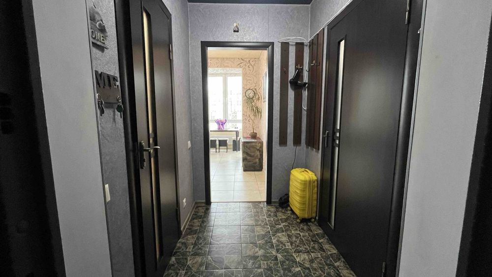 Подобово, 1,5 свіжа квартира, електроніка, Зарічанська