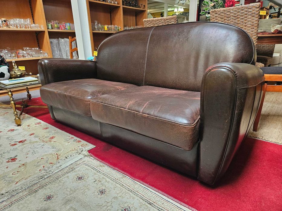 Sofá cama vintage - Couro - óptimo estado geral