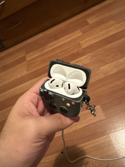 Airpods 4 com cancelamento de ruido