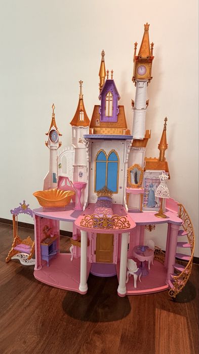 Castelo das Princesas Disney ( sem as bonecas)