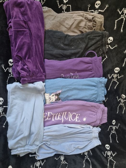 Zestaw ubrań dla dziewczyny