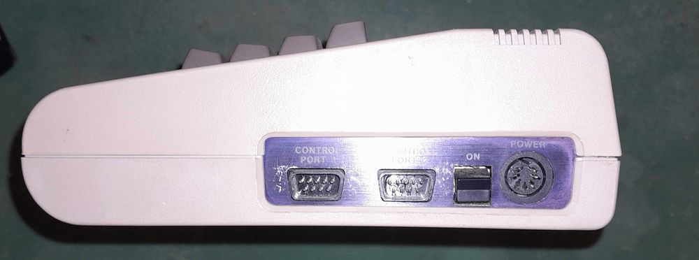 Commodore c64 z monitorem w oryginalnym opakowanu