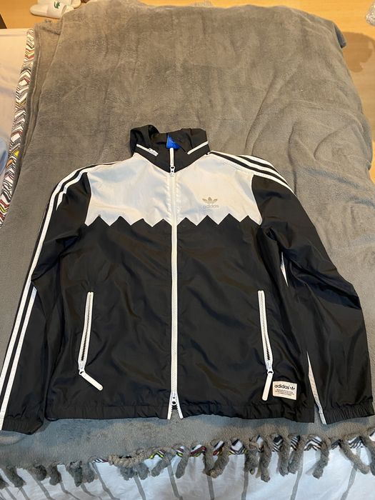 Casaco da adidas como novo