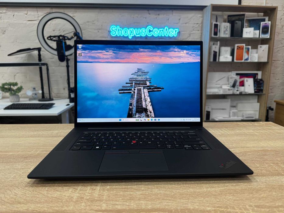 Ноутбук Lenovo ThinkPad P1 Gen 4 32RAM 512SSD i7-10875