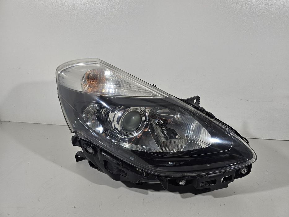 Renault clio iii 3 lift lampa przód przednia soczewka prawa