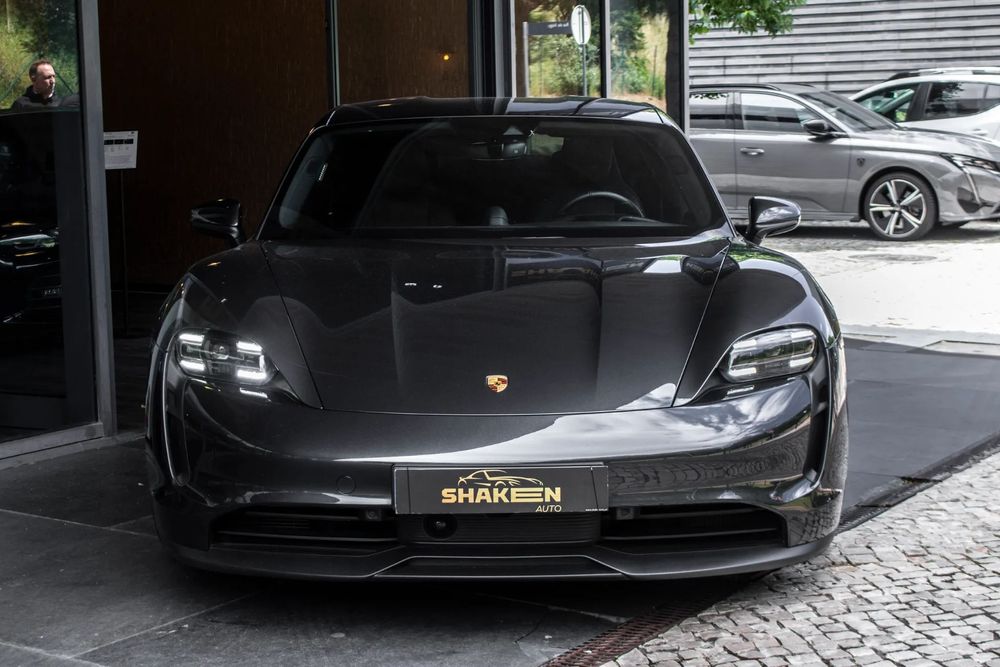 Porsche Taycan 4S