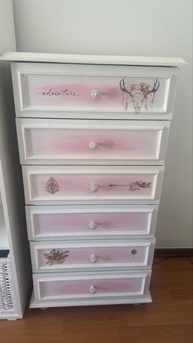 Comoda com 6 gavetas
