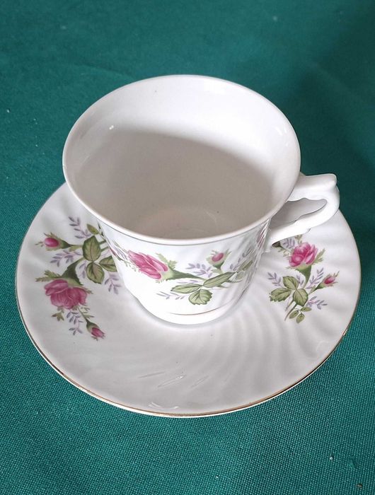 Chávena de Chá oriental antiga, com rosas