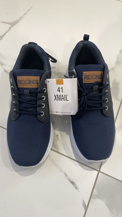 Чоловічі літні кросівки