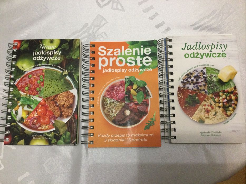 3 szt. ksiazek Jadlospisy odzywcze
