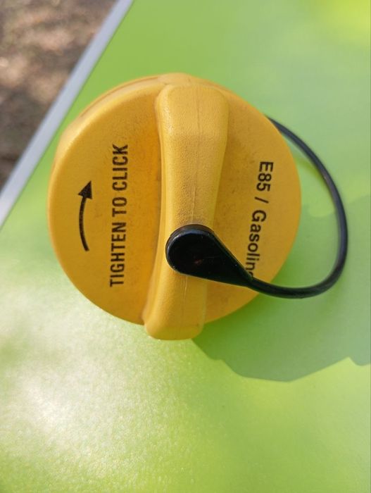 Dodge Journey Crossroad 2019. Кришка бака на горловину