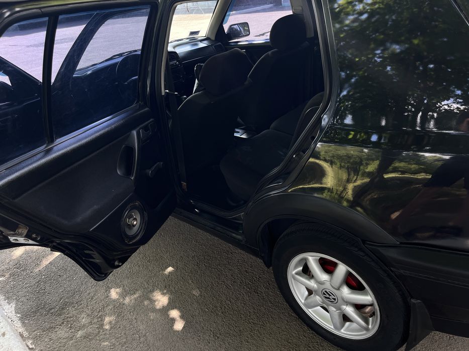 Volkswagen Golf 1995 VIN WVWZZZ1HZSW535276 фото оголошення 6 з 8