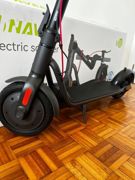 Trotinete Elétrica Navee V25 – 25 km de autonomia, 25 km/h, App e Manual