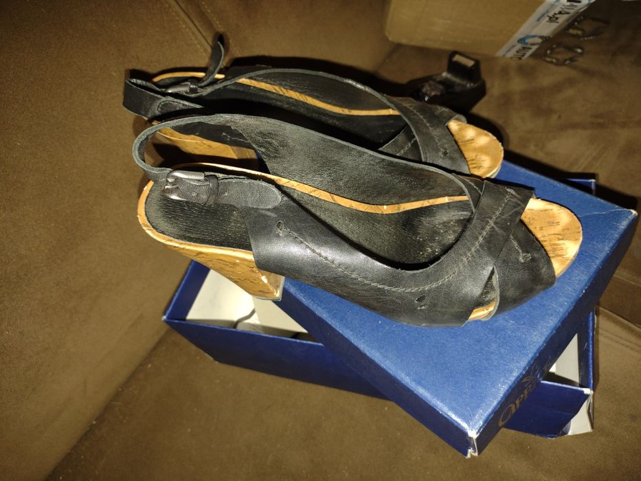 Botki Caprice skórzane