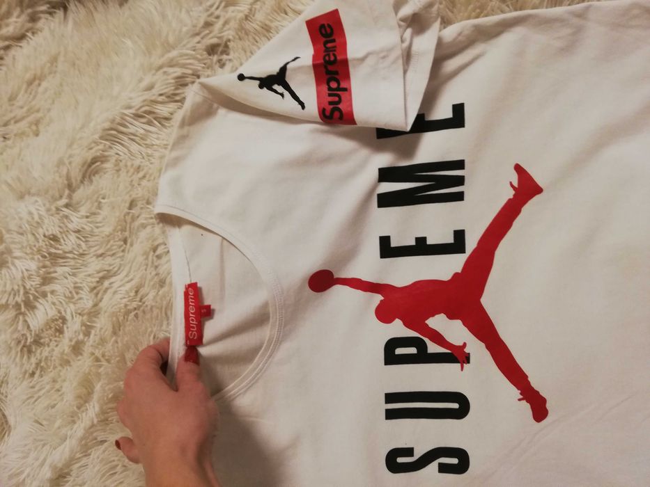 t-shirt SUPREME S M 36 38 t-shirt NIKE JORDAN SUPREME S M 36 38