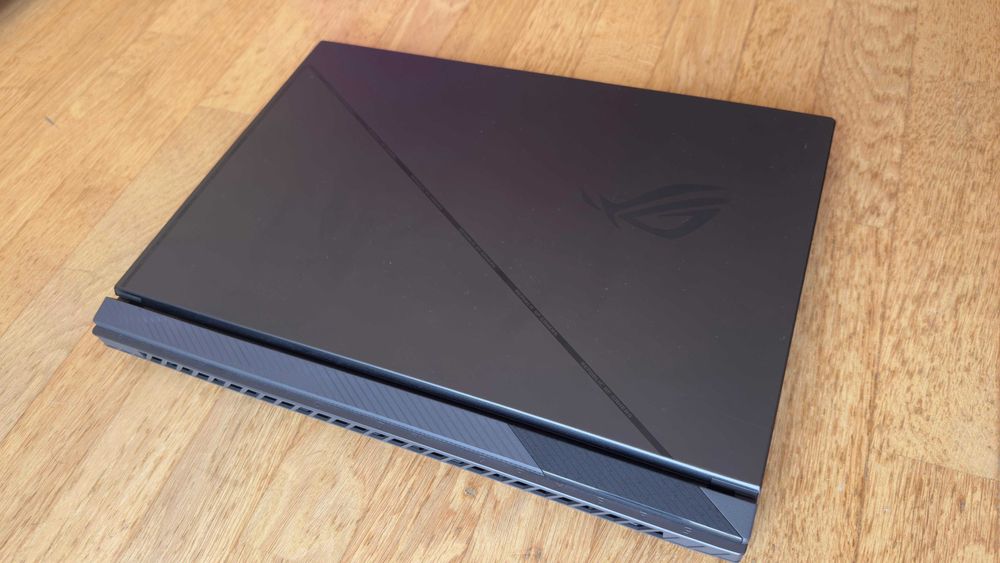 Asus ROG Strix G18 G814JI-93B47CB1